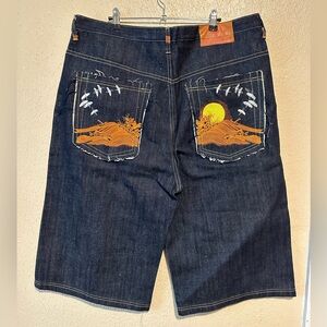 Stone Touch Denim Shorts Original Asian Design‎ Size 40 Embroidered